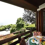 Hébergement de vacances In With Maggiore Views
