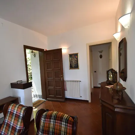 In With Maggiore Views Ferienhaus