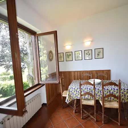 In With Maggiore Views Ferienhaus *