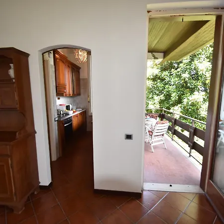 In With Maggiore Views Ferienhaus *